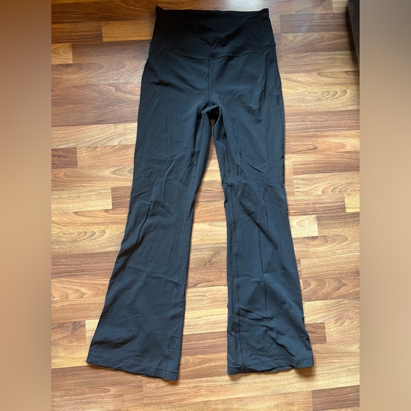 Lululemon Flared Leggings - Picture 4 of 9